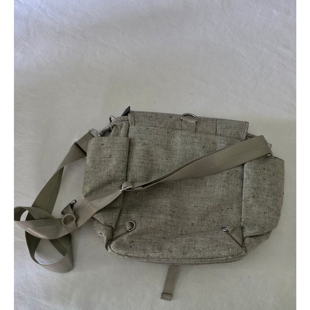 Haiku To Go Convertible Bag Eco-Friendly Messenger Style Crossbody Purse Green - Picture 2 of 11